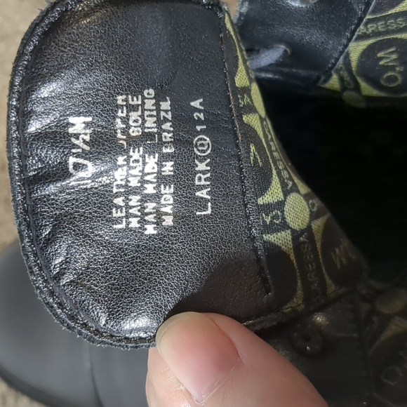 Caressa Black Leather Ankle Booties - Picture 12 of 15